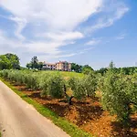 Lovely House Lindi In דירה פורץ