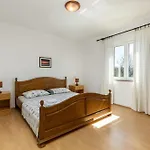 Lovely House Lindi In Apartamento