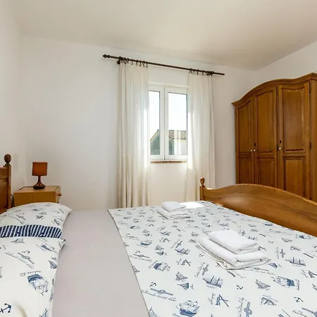 Lovely House Lindi In Appartement Poreč