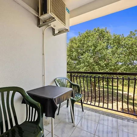 Lovely House Lindi In Apartman *