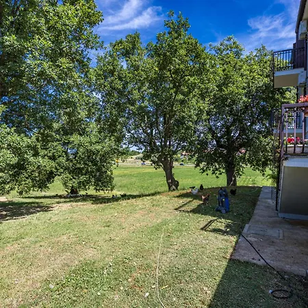 Lovely House Lindi In Apartman Poreč