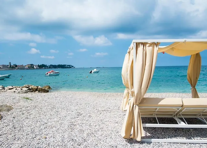 Lovely House Lindi In Apartment