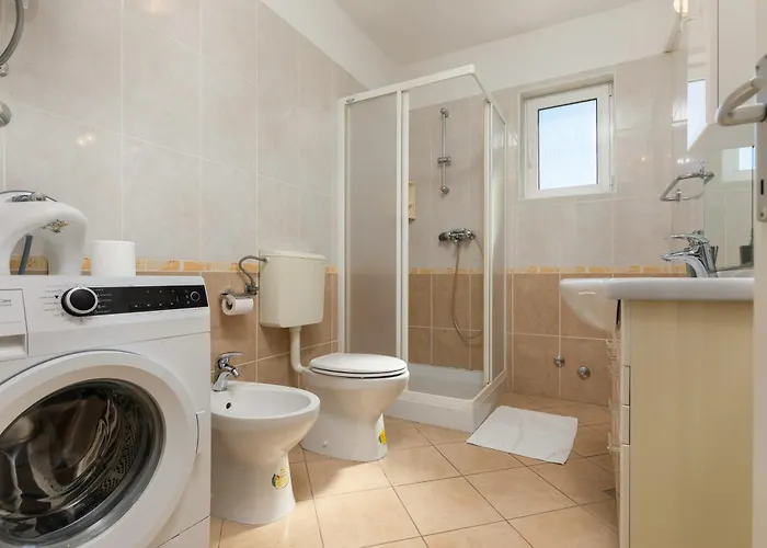 Lovely House Lindi In Apartment *